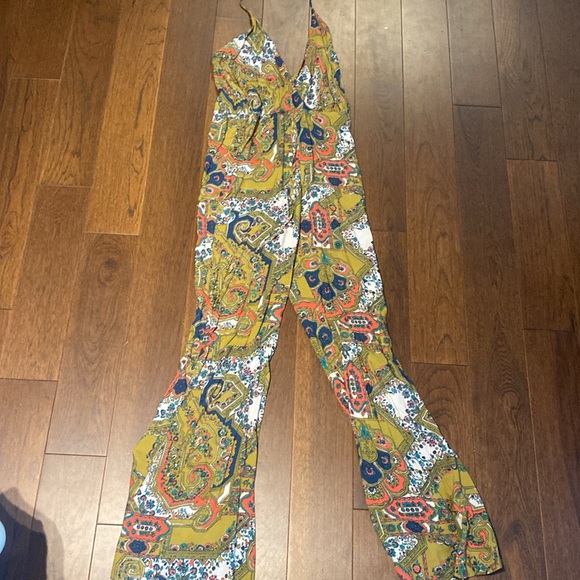 Free people open back one piece ! - Picture 3 of 4